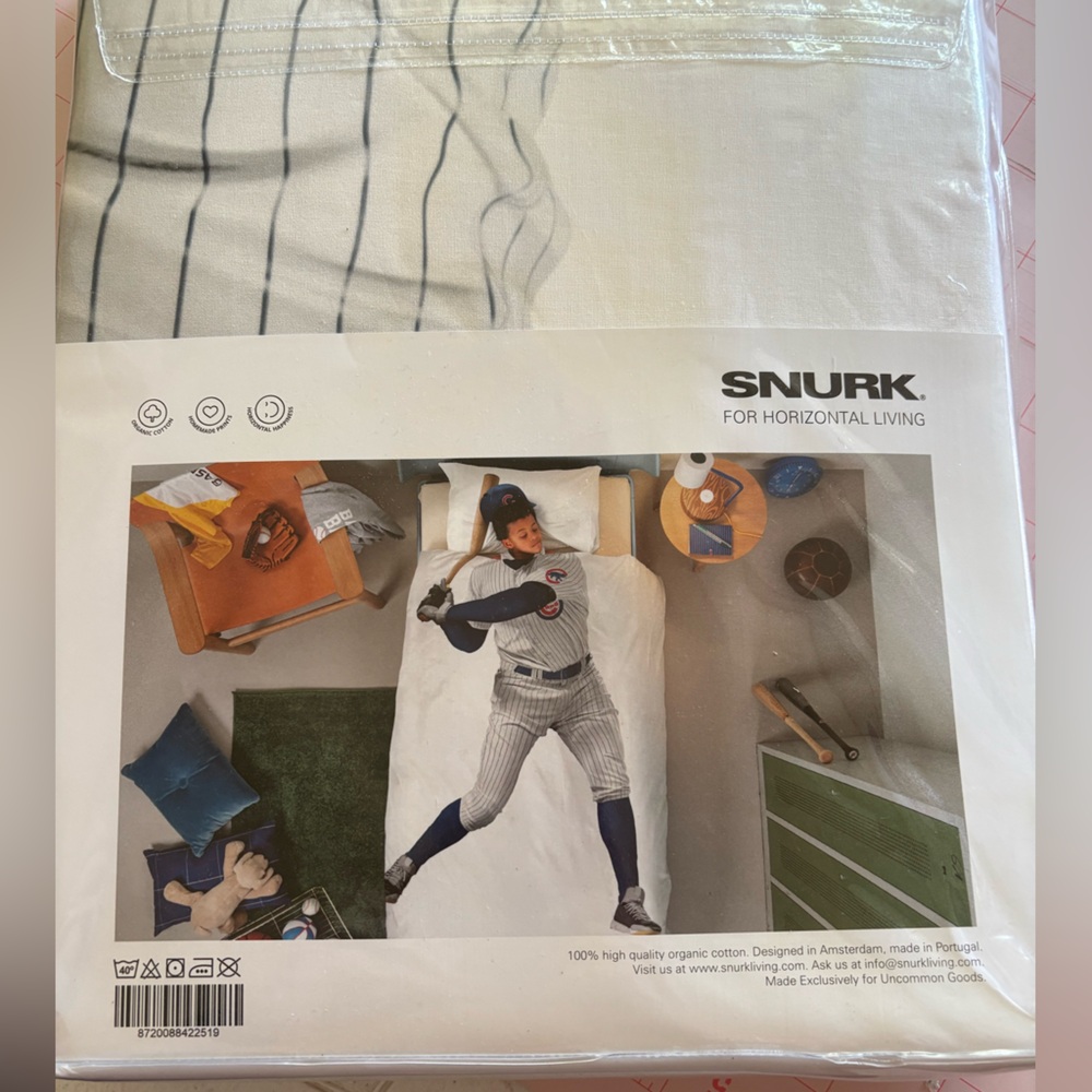 Chicago Cubs Baseball Player Full/Queen Duvet + 2 pillow cases. Fun!!